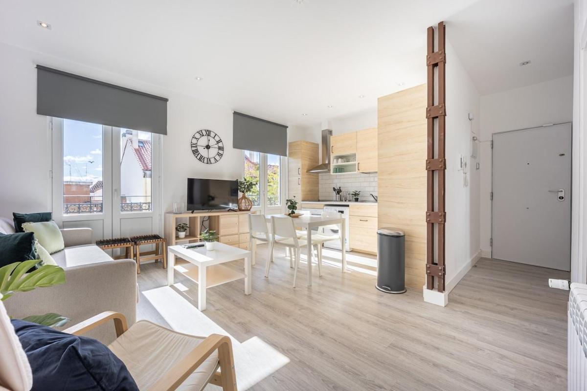 Apartamento Con Vistas En Lavapies Daire Madrid Dış mekan fotoğraf